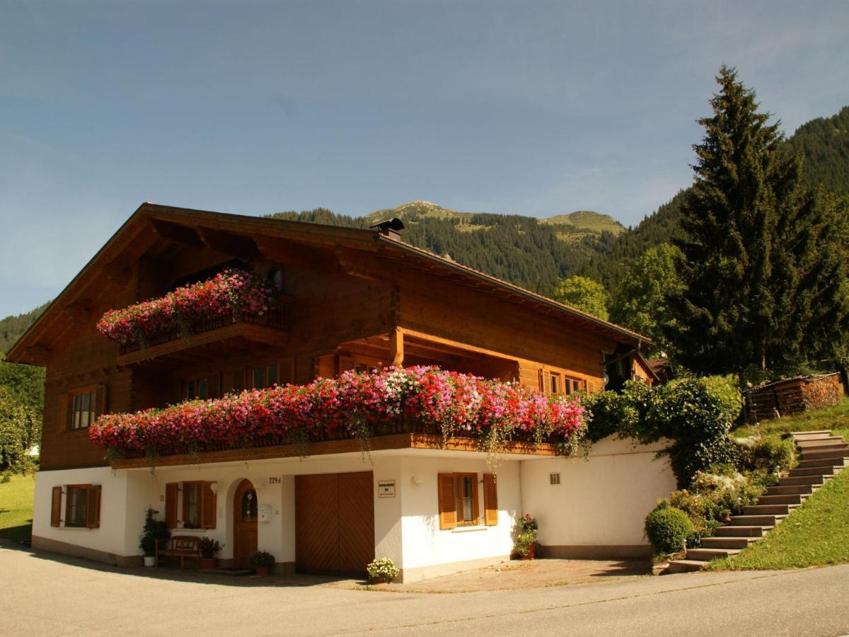 Apartment In Sankt Gallenkirch With Terrace Eksteriør bilde